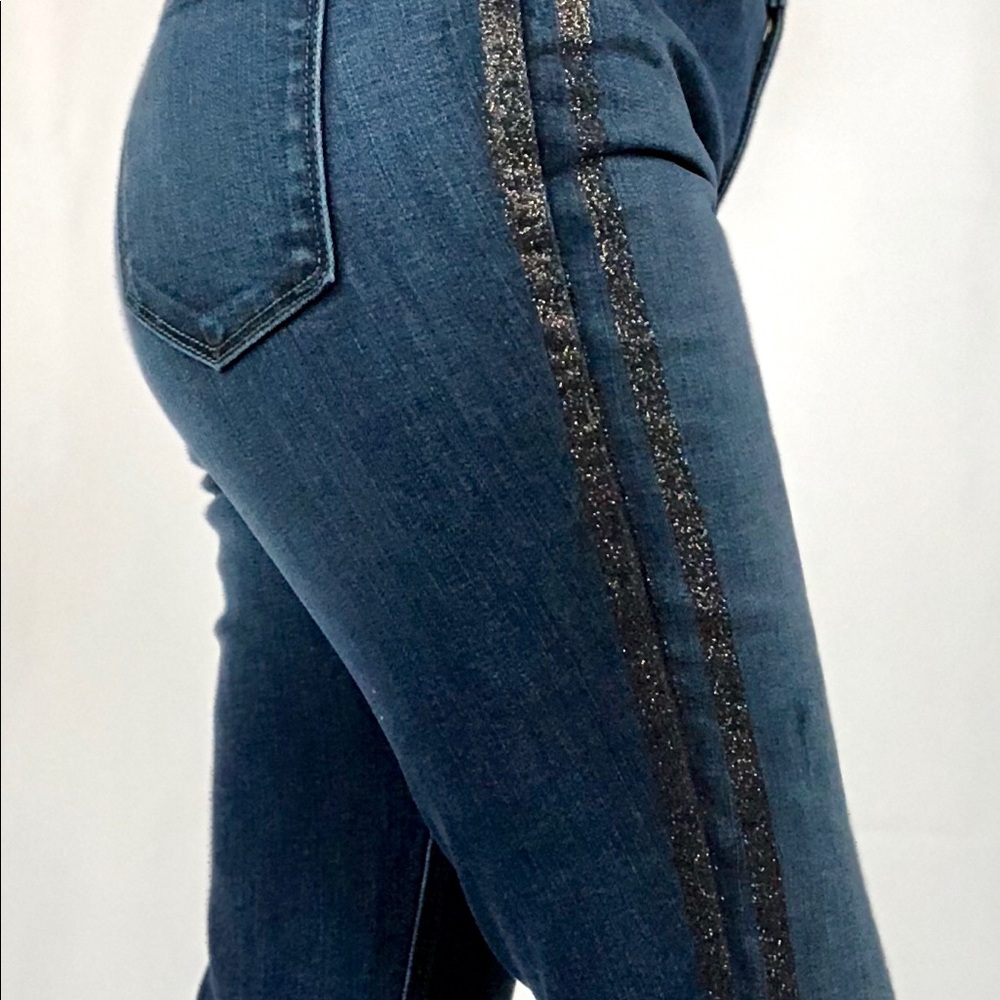 Jeans- Level 99